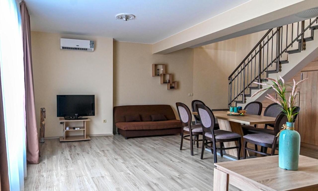 Apart-Hotel Onegin & Thermal Zone Sozopol Bilik gambar